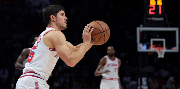 开云首页登录-本赛季最佳第六人赔率：纳兹·里德+100居首 谢泼德排名第四