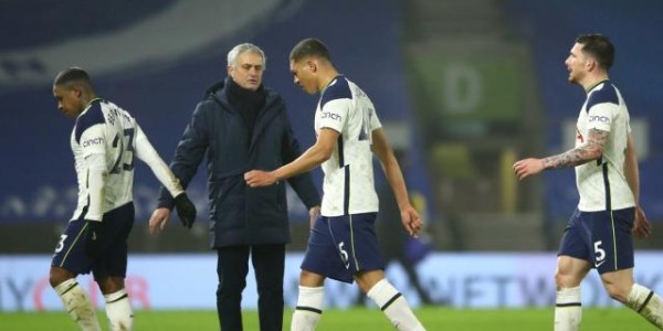 开云全站-输场面不输发布会 半场1射就是穆帅“统治级反击”？