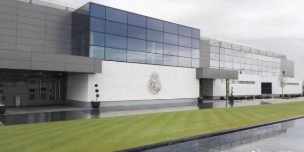 开云中国大陆-【早报】三球低消两轮出线！意大利刮起蓝色风暴！